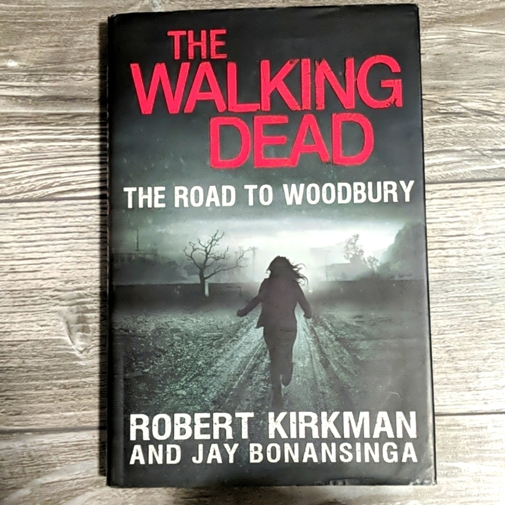 5/$25 The Walking Dead: Road to Woodbury
